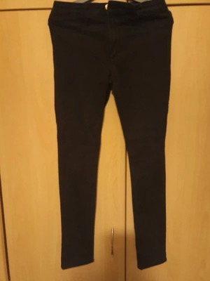 Ελαστικό μαύρο παντελόνι skinny fit, μέγεθος 11-12 ετών