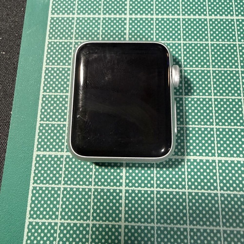 Apple Watch 1st gen like new, untested, for parts