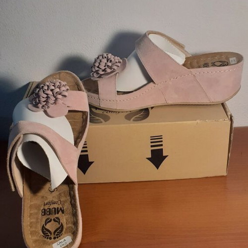Mubb Comfort leather suede sandals size 40 new