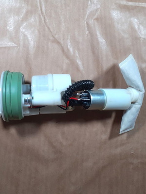 Vespa Primavera Fuel Pump 1R000539 Original Piaggio new