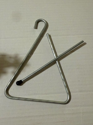 Triangle for Carols like new