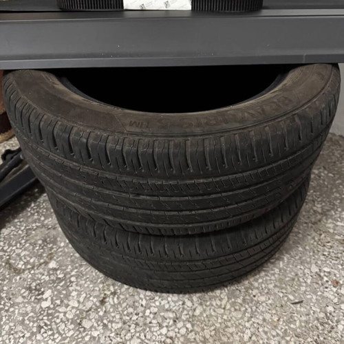 Car tires used, 2 pieces 205/55/16, 4 years old, moderate condition