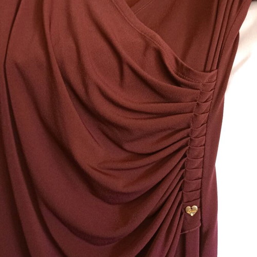 Queen Fashion elastic dress burgundy size L like new
