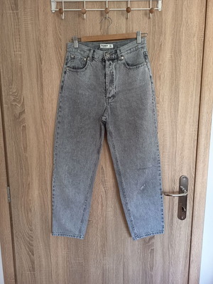 Pull & Bear jeans size 36 gray like new