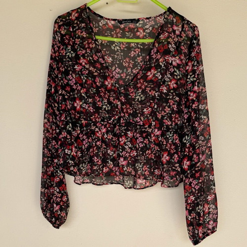 Stradivarius floral cropped blouse size Small like new