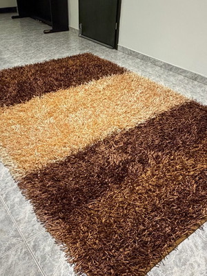 Χαλί 240cm x 160cm σαν καινούργιο