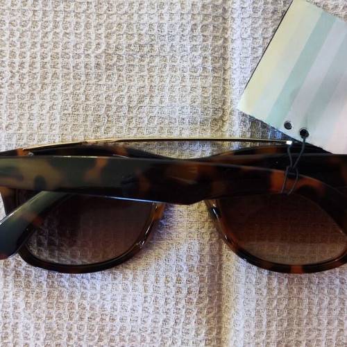 Solo-Solis NDL2647 sunglasses new, brown tortoise, Wayfarer design