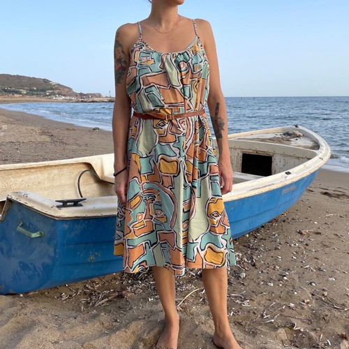 Light dress with abstract print like new, vintage style