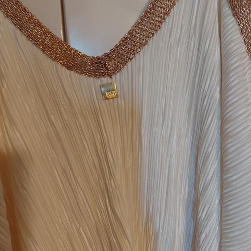 BSB top ecru with gold details, new, size XL