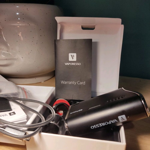 Vaporesso Attitude Kit like new with all accessories
