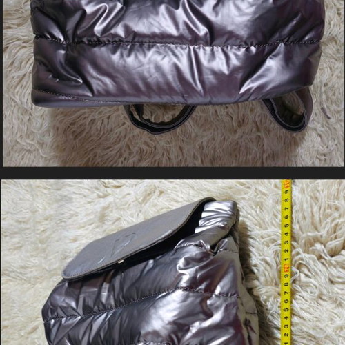 Shoulder bag with iridescent metallic color like new