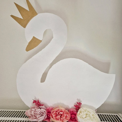Wooden decorative swans like new, set of 2