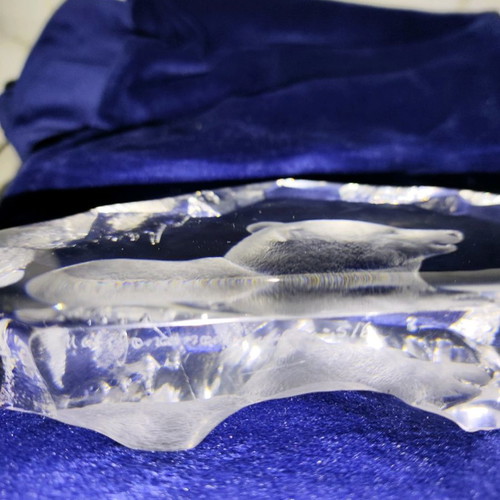 Mats Jonasson crystal used with artist signature