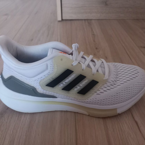 Adidas women's athletic shoes like new, size 38.5, white