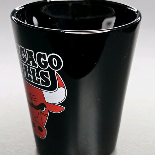 Collectible Chicago Bulls shot glass like new