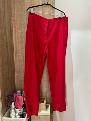 Дамски панталон Sinsay червен като ново, размер Л