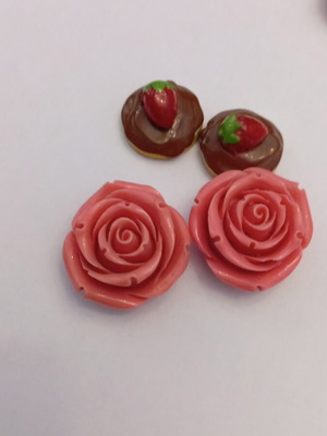 Acrylic craft elements roses 40mm and sweet 25mm new