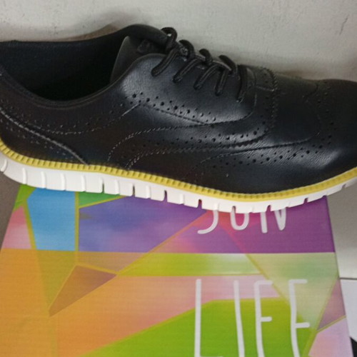 Colors Of California black shoes size 44 new