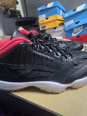 Nike Air Jordan 11 Retro Low sneakers Black Charcoal Red size 42.5
