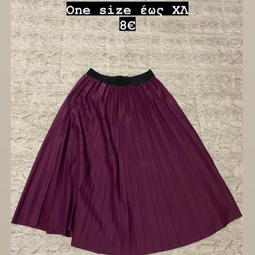 Pleated skirt like new, purple, one size with elastic waist