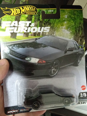 Hot Wheels Premium Fast and Furious Nissan Skyline GT-R new