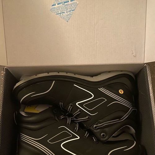 Flow S3 Mid black ankle boots new Safety Jogger size 45