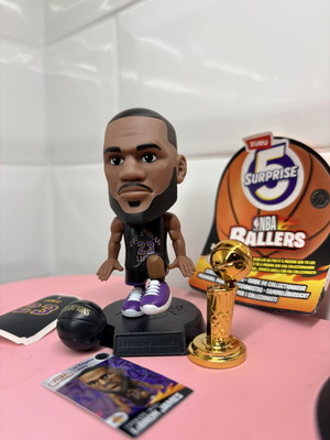 LeBron James NBA Ballers figure by Zuru brand new