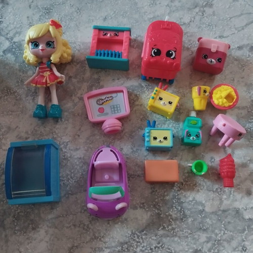 Shopkins So Cool Fridge playset with Shoppie doll and miniatures
