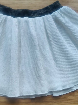 Energiers skirt like new, for 4 years old, white, 104 cm