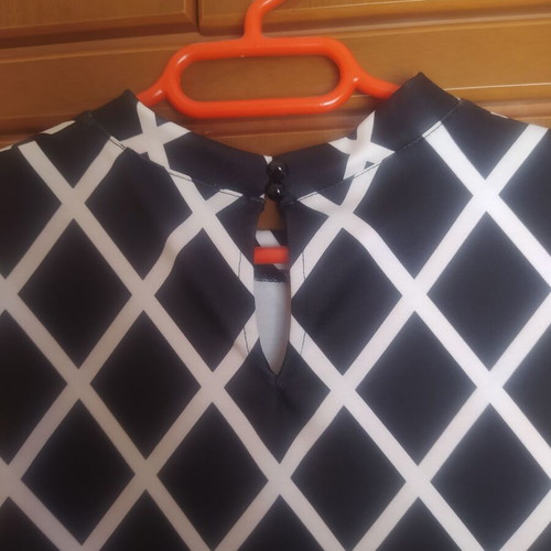 Pink Woman dress like new, size L, black and white