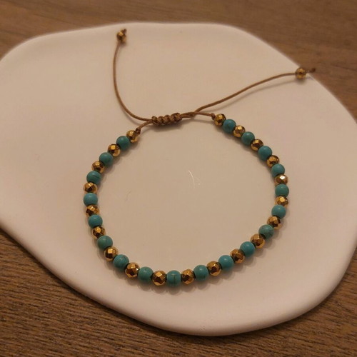 Handmade bracelet with turquoise and gold stones new