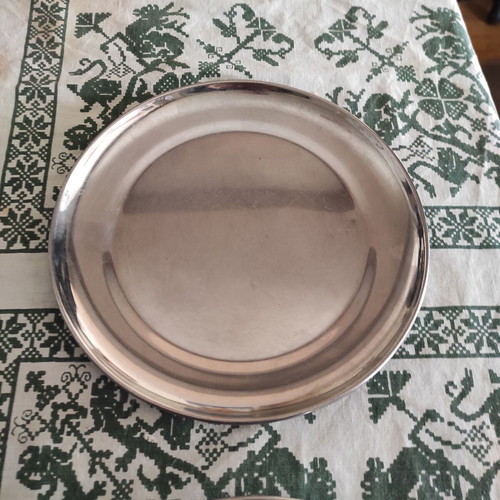 Inox round serving platter used 21.5 cm