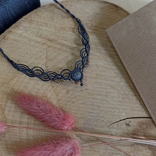 Macrame necklace with labradorite, black, handmade, new