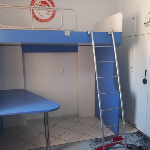 Modeco bunk bed with desk like new