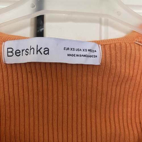 Bershka orange t-shirt size XS like new