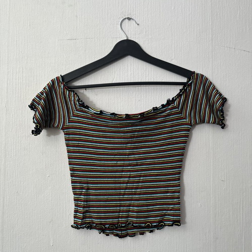 Guess crop top S like new, black multicolor