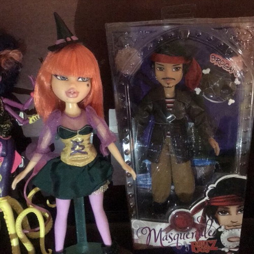 Bratz Masquerade doll girl new with Halloween theme