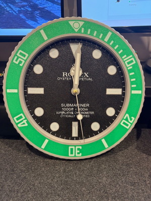 Rolex Submariner wall clock 25 cm like new, analog