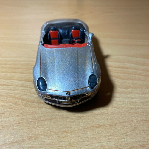 BMW Z8 miniature used in moderate condition