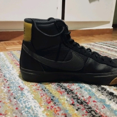 Nike Blazer Mid Pro Club size 43 like new, black and gold