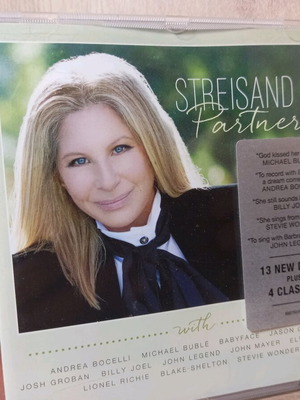 Streisand Partners music CD like new