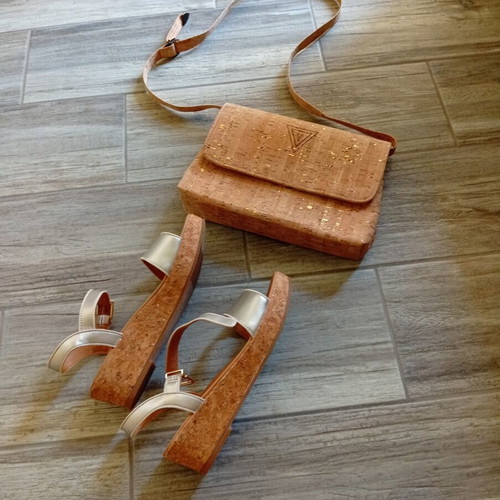 Ugg Australia leather gold platform sandals with Yfos cork bag gift