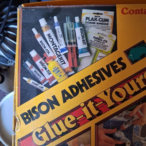 Bison Adhesives Vintage Glue-it-Yourself Kit like new, collectible set