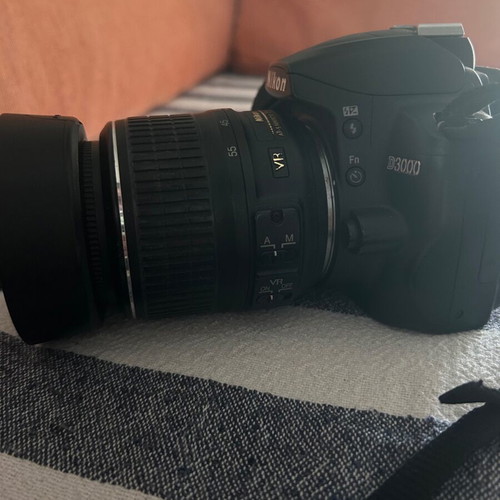 Nikon D3000 DSLR camera