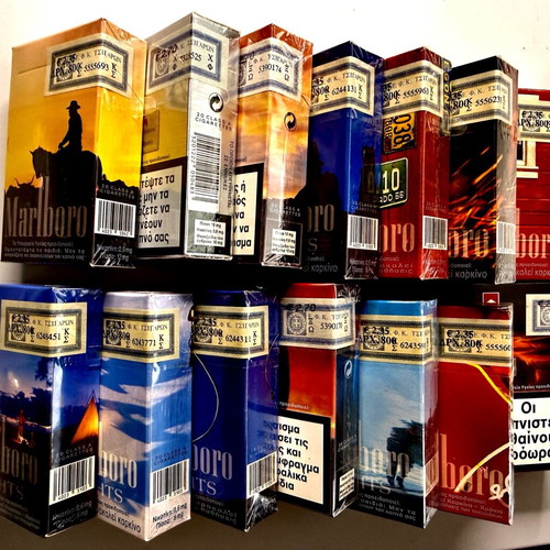Marlboro Limited Edition 2001 Complete Set of 14 Packs Mint Condition