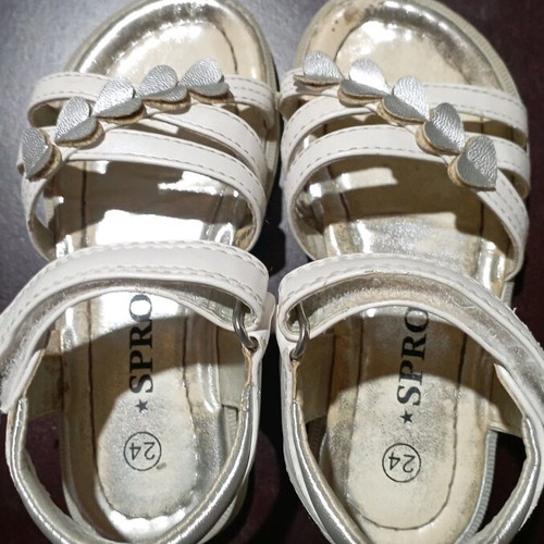 Sprox sandals used, white with silver hearts size 24