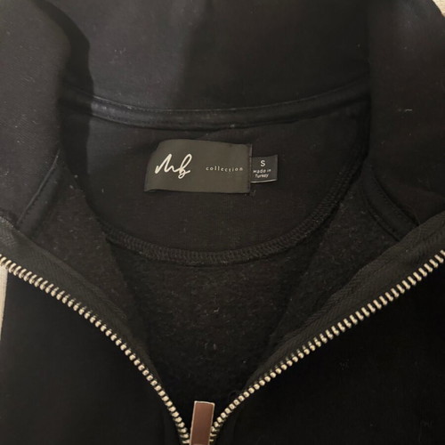 MB Collection sweatshirt size S like new, black/khaki/white with zipper and pocket