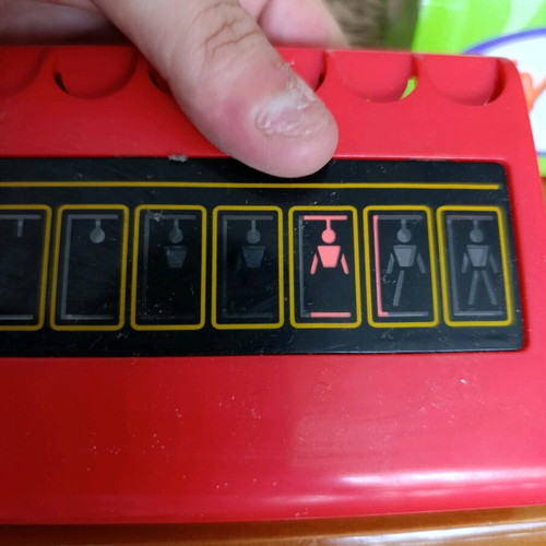 Mini Hangman board game like new