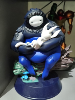 F4F PVC figures like new without boxes