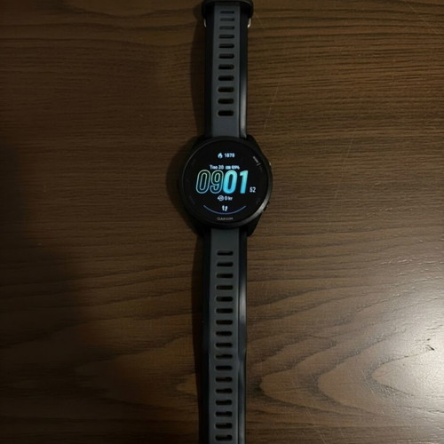 Garmin Forerunner 165 like new with box and papers